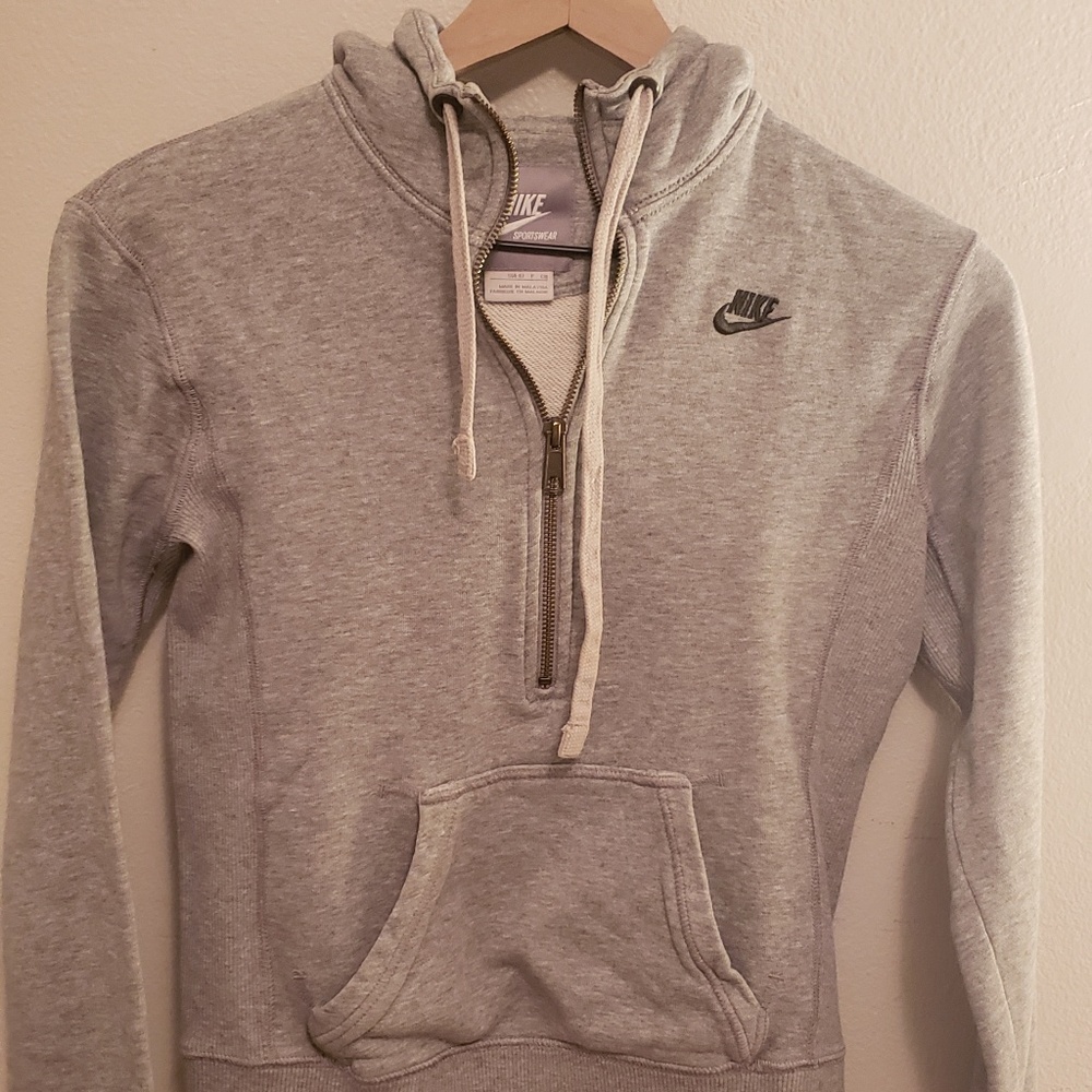 Nike Pullover